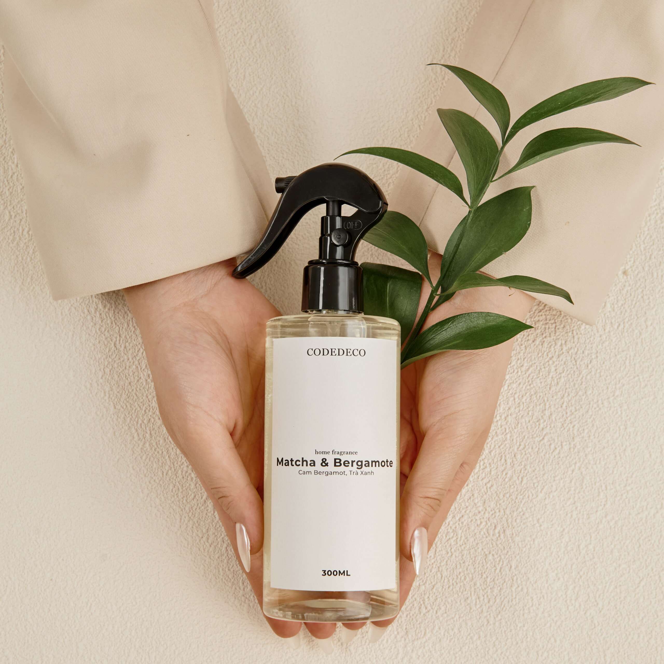 xịt phòng 300ml matcha & bergamot